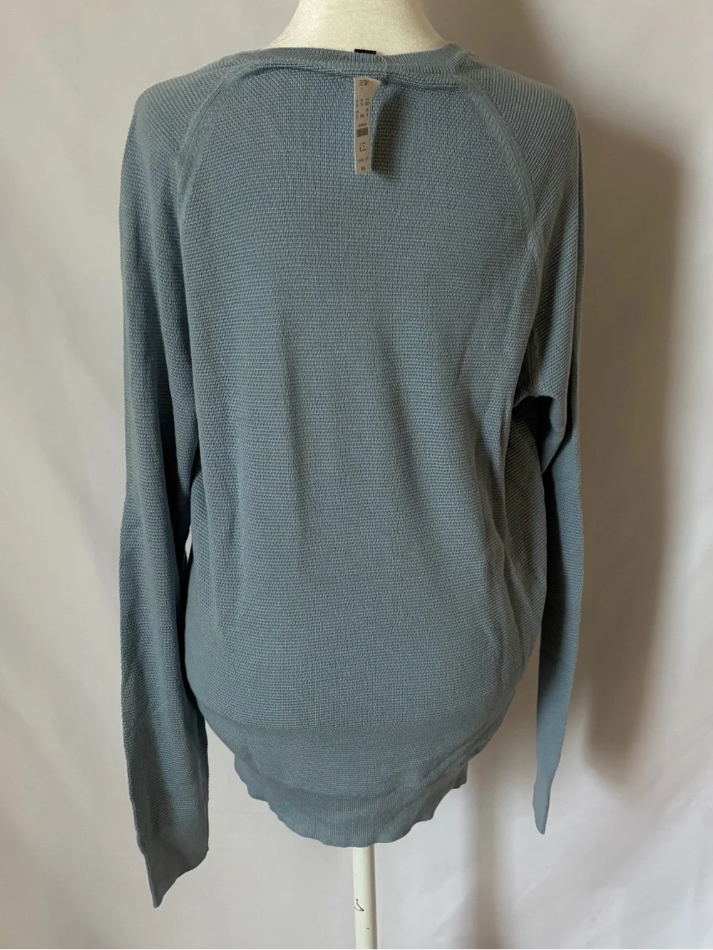 NWT 100% Cotton J.Crew Men’s Sweater Blue size Medium